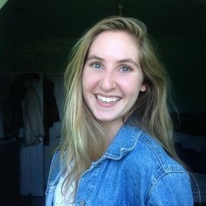 Meet your Posher, Caroline